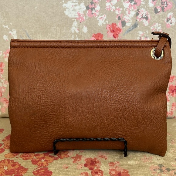 Lucky Brand Faux Leather Brown Small Pouch Zipper Bag, Make Up, Travel, Flat - Picture 2 of 11